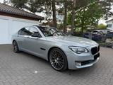 BMW 750d xd Individual LED|NaviPro|HUD|DiglC|B&O|GSD - silberne BMW 750