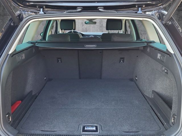 Passat Variant 2.0TDI Business R-Line AHK