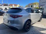 Alfa Romeo Stelvio 2.9 V6 Bi.T Q.foglio Q4 OPF (EU 6d-T) - Alfa Romeo: Schwarz