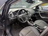 Opel Astra J Lim. 5-trg. Innovation 1.4 Turbo - Opel Astra aus 2011: Turbo