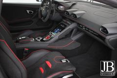 Fahrzeugabbildung Lamborghini Huracán EVO Lift Garantie