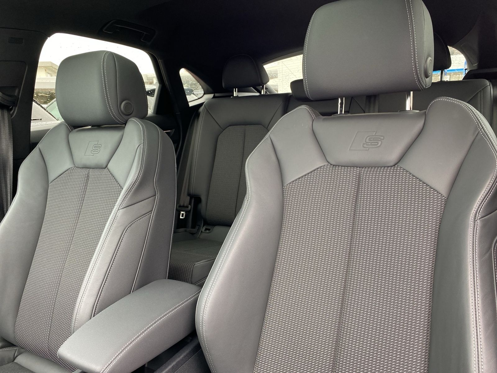 Audi Q3 - Bild 25