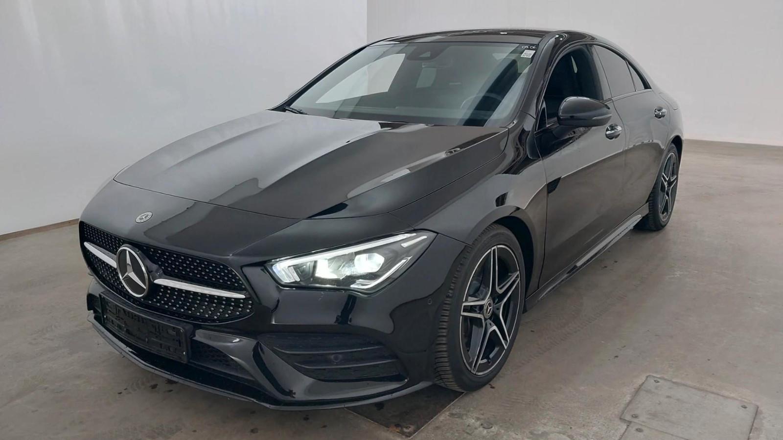 Mercedes-Benz CLA 250 AMG Night-Paket Pano Navi LED Kamera SHZ