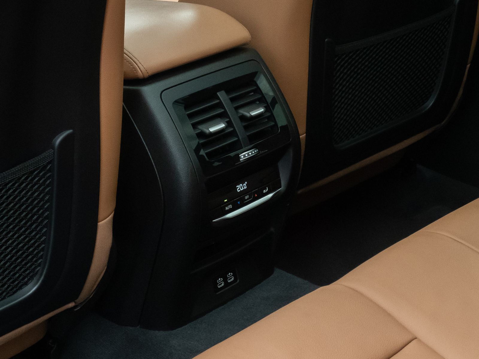 Fahrzeugabbildung BMW X3 xD20d M Sport ACC Kamera AHK DisplKey DAB 20"