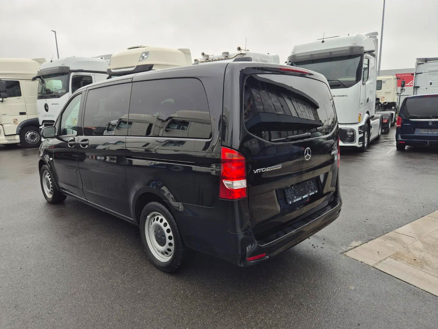 Mercedes-Benz Vito 114 CDI TOURER imagem 3