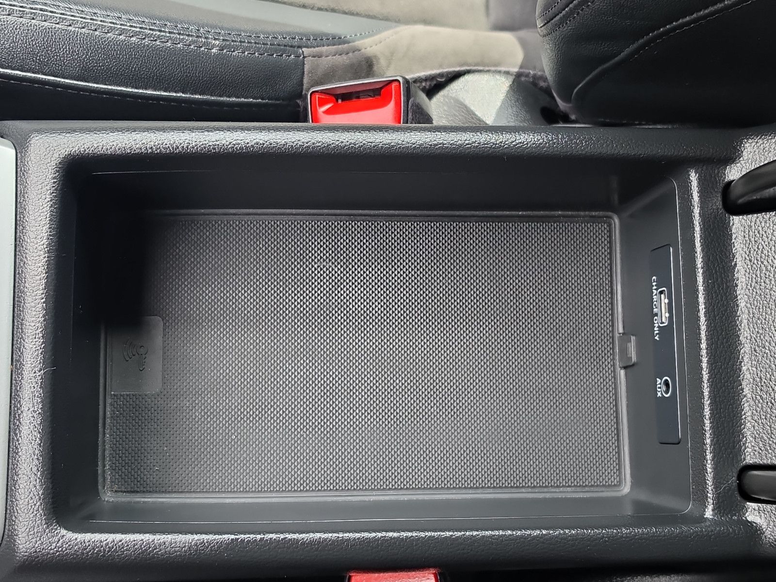 Fahrzeugabbildung Audi A5 Sportback basis NAVI PDC