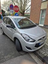 Hyundai HYUNDAI IX 20 SILBER ORIG. 29 TKM SEHR GEP... - Hyundai ix20 in Düsseldorf
