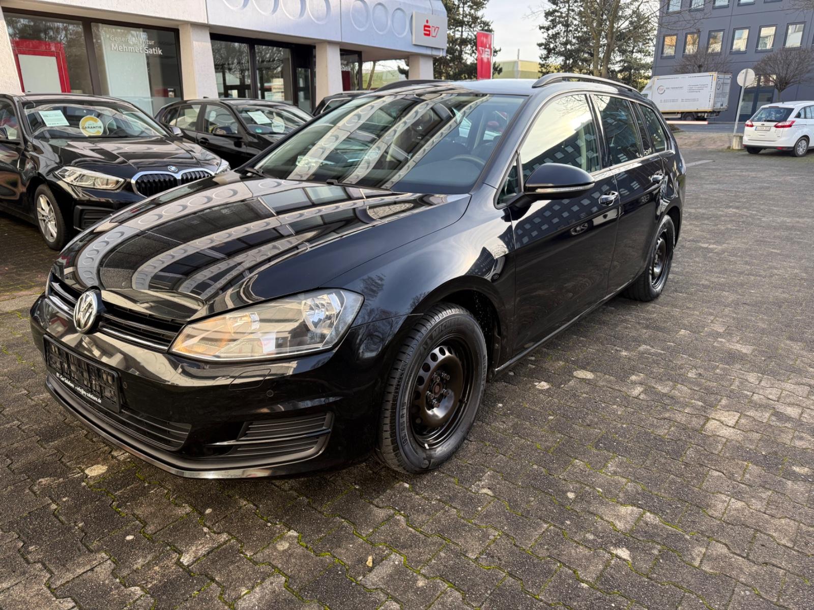 Volkswagen Golf VII Variant *NAVI*PDC*KLIMAAUTOMATIK*TEMPO