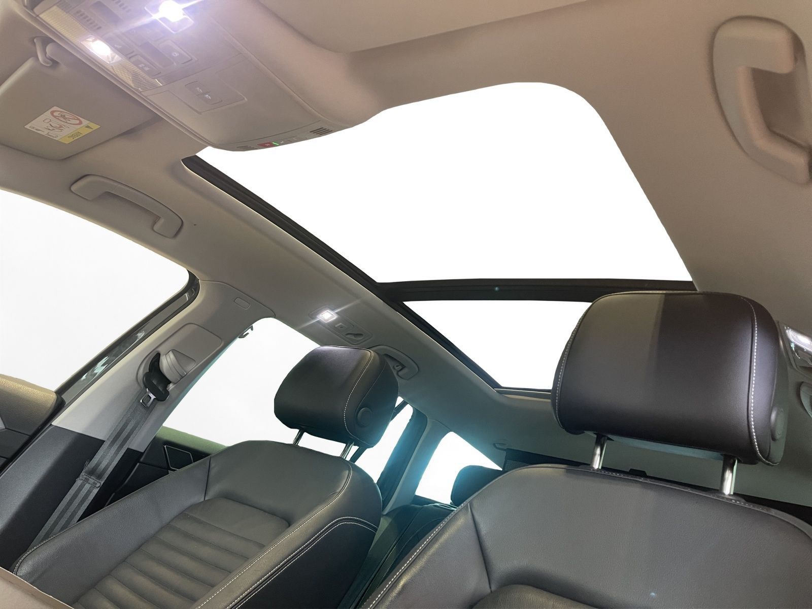 Volkswagen Passat Variant - Bild 11