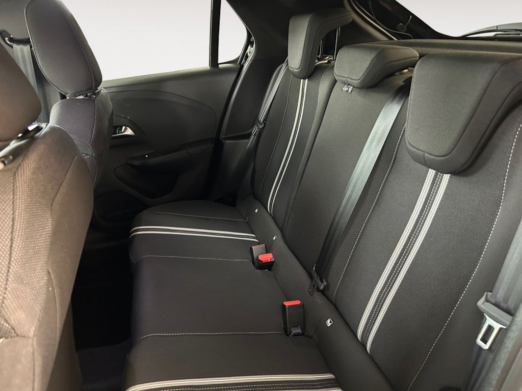Fahrzeugabbildung Opel Corsa 1.2 GS Navi Sitz/Lenkradheizung PDC LED