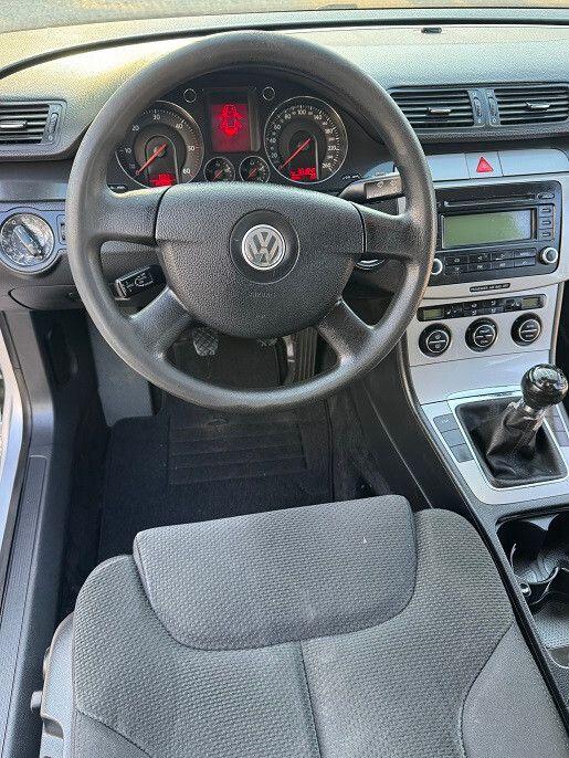 Volkswagen Passat 2006 — photo 11