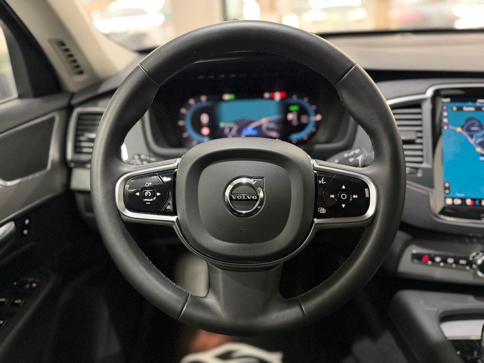 Volvo XC90 T8 Plug-In Hybrid AWD 1.Hand|7 Sitze|Leder
