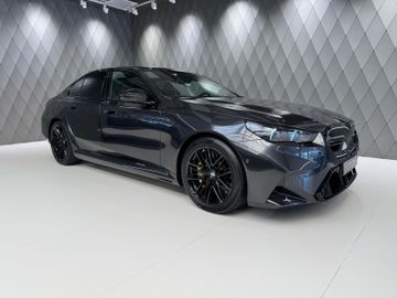 M5 2025 GREY CERAMIC BRAKE CARBON PANORAMIC
