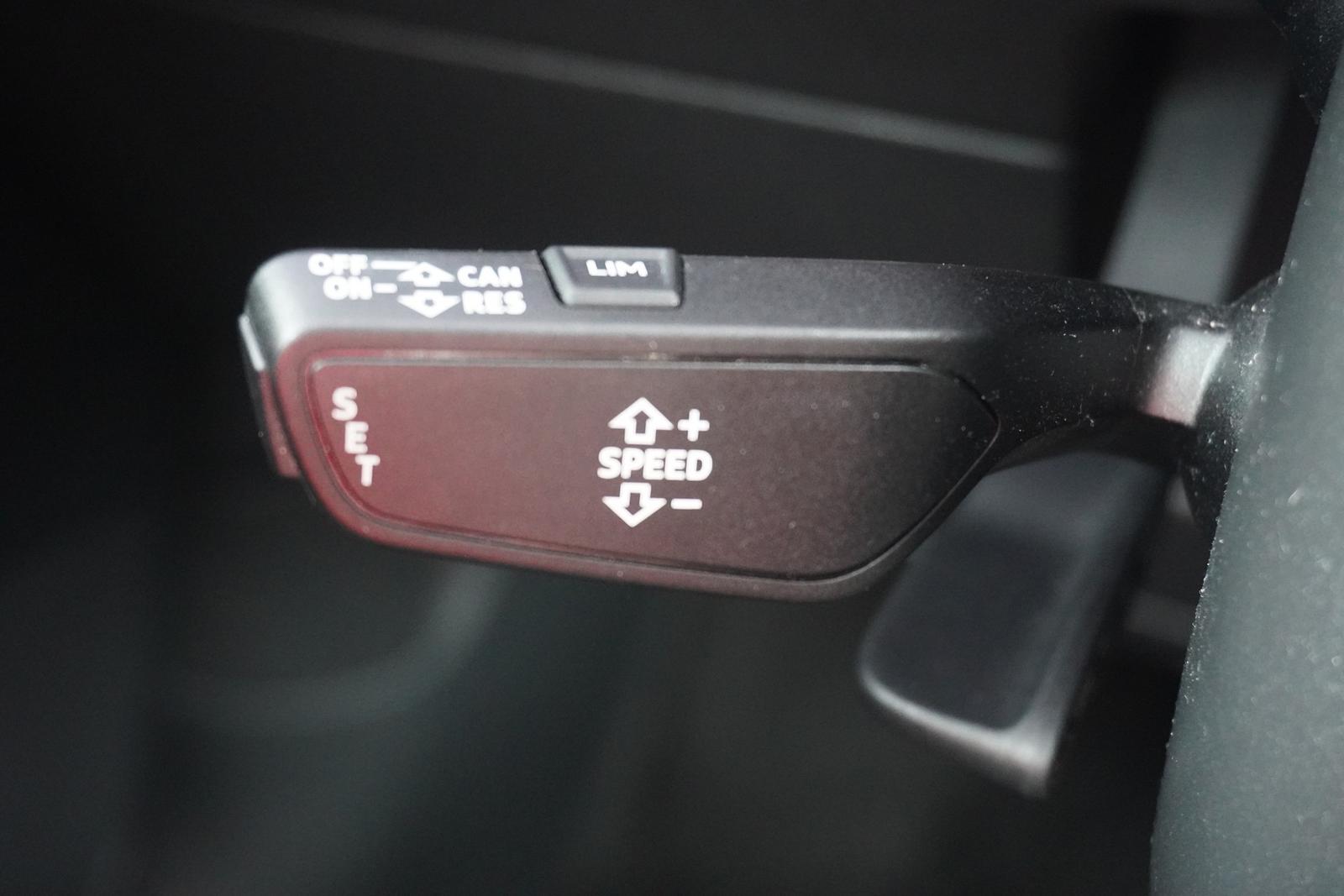 Audi A1 Sportback 40 2.0 TFSI S line LED App-Connect, миниатюра 17