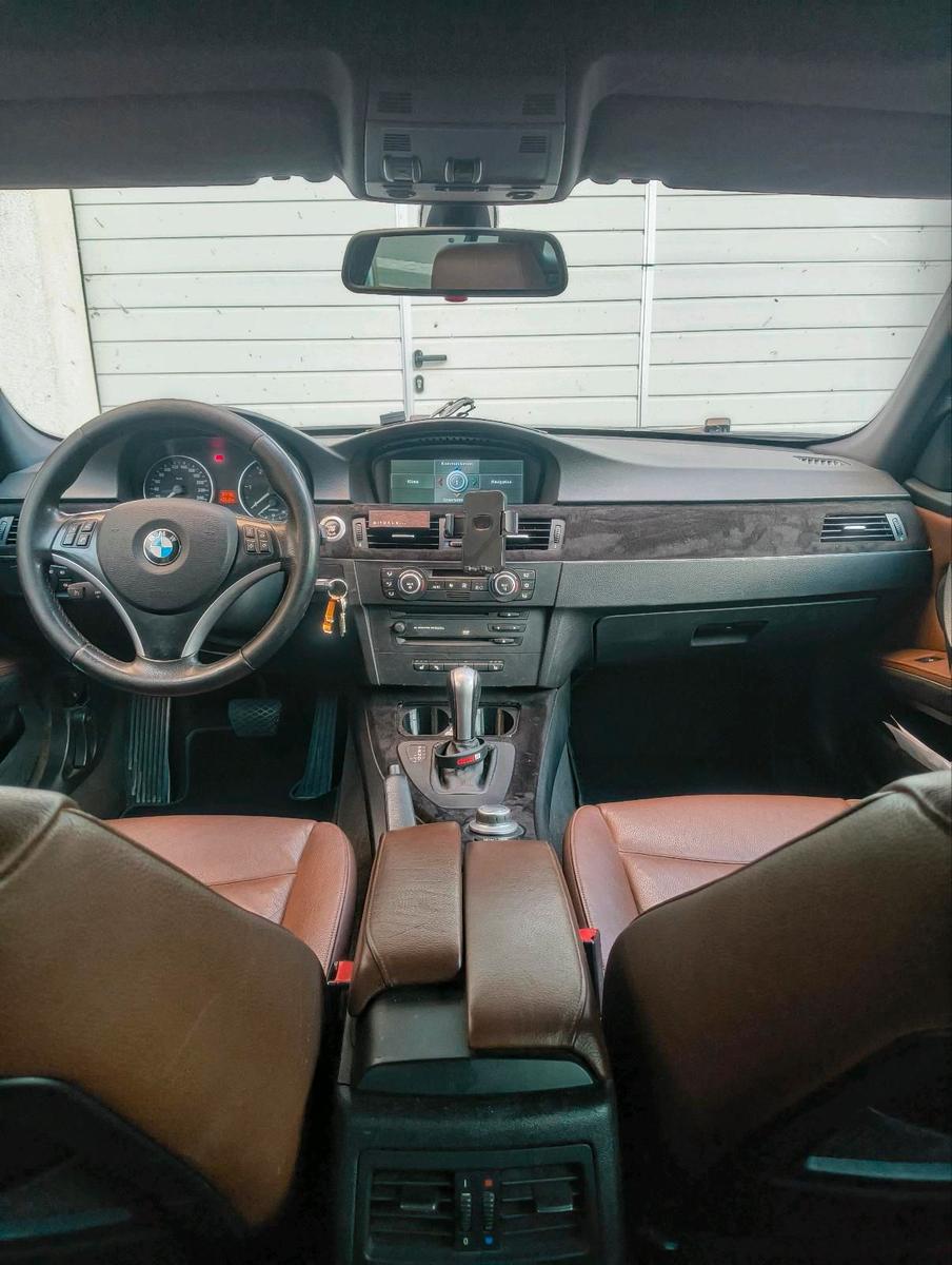 BMW 330 2006 — photo 11