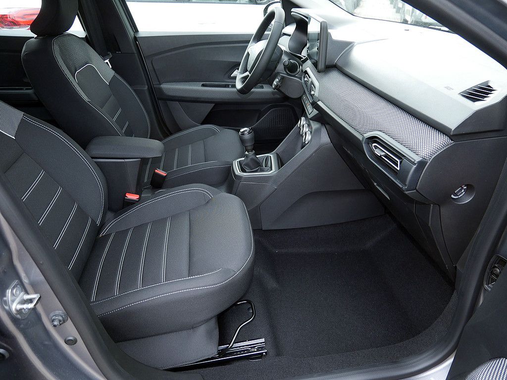 Fahrzeugabbildung Dacia Sandero Journey TCe 90