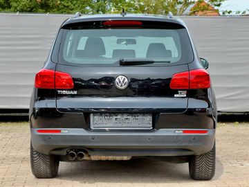 Volkswagen Tiguan - 8