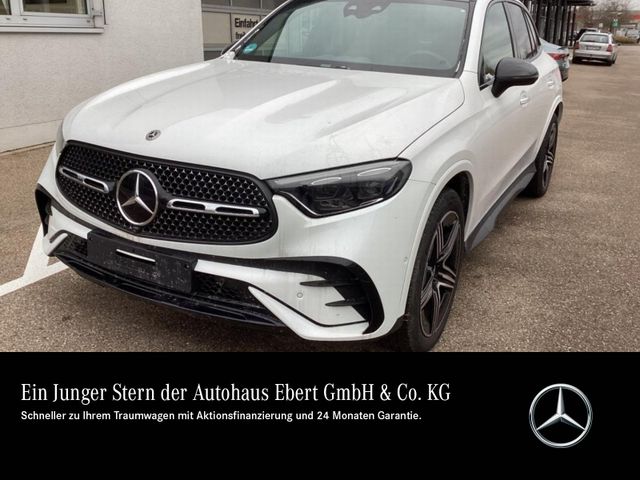 Mercedes-Benz GLC400e AMG Premium AIRMATIC Pano AHK Memo DISTR