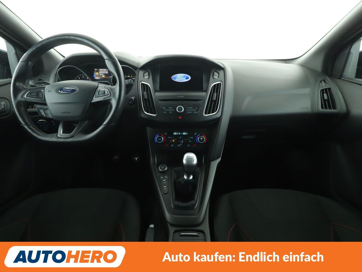 Ford Focus 1.0 EcoBoost ST-Line*TEMPO*PLA*PDC*SHZ*LHZ