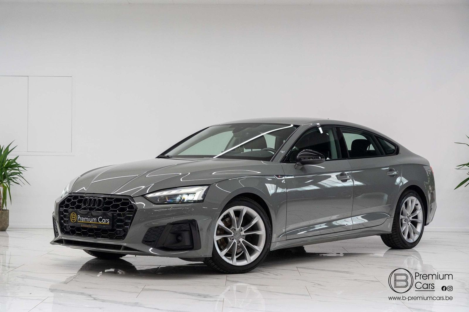 Audi A5 2.0TFSI G-tron sportback 3x S-line! Facelift!