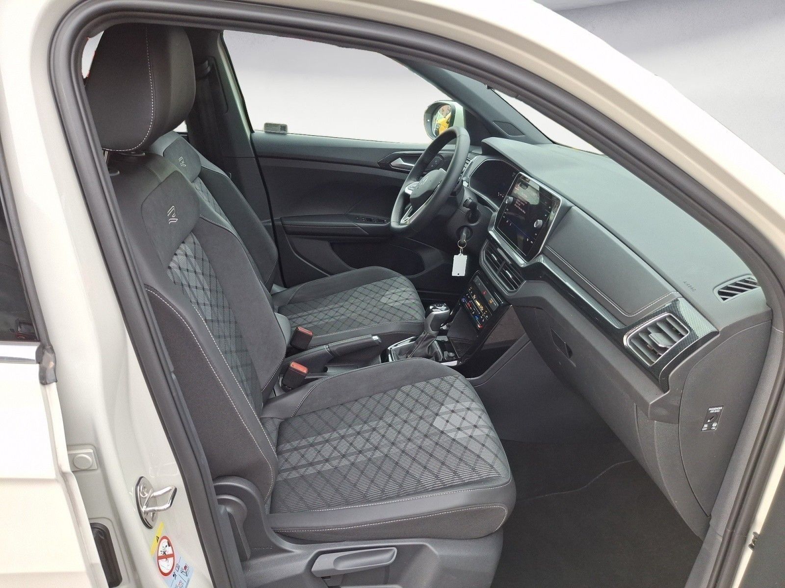 Volkswagen T-Cross - Bild 9