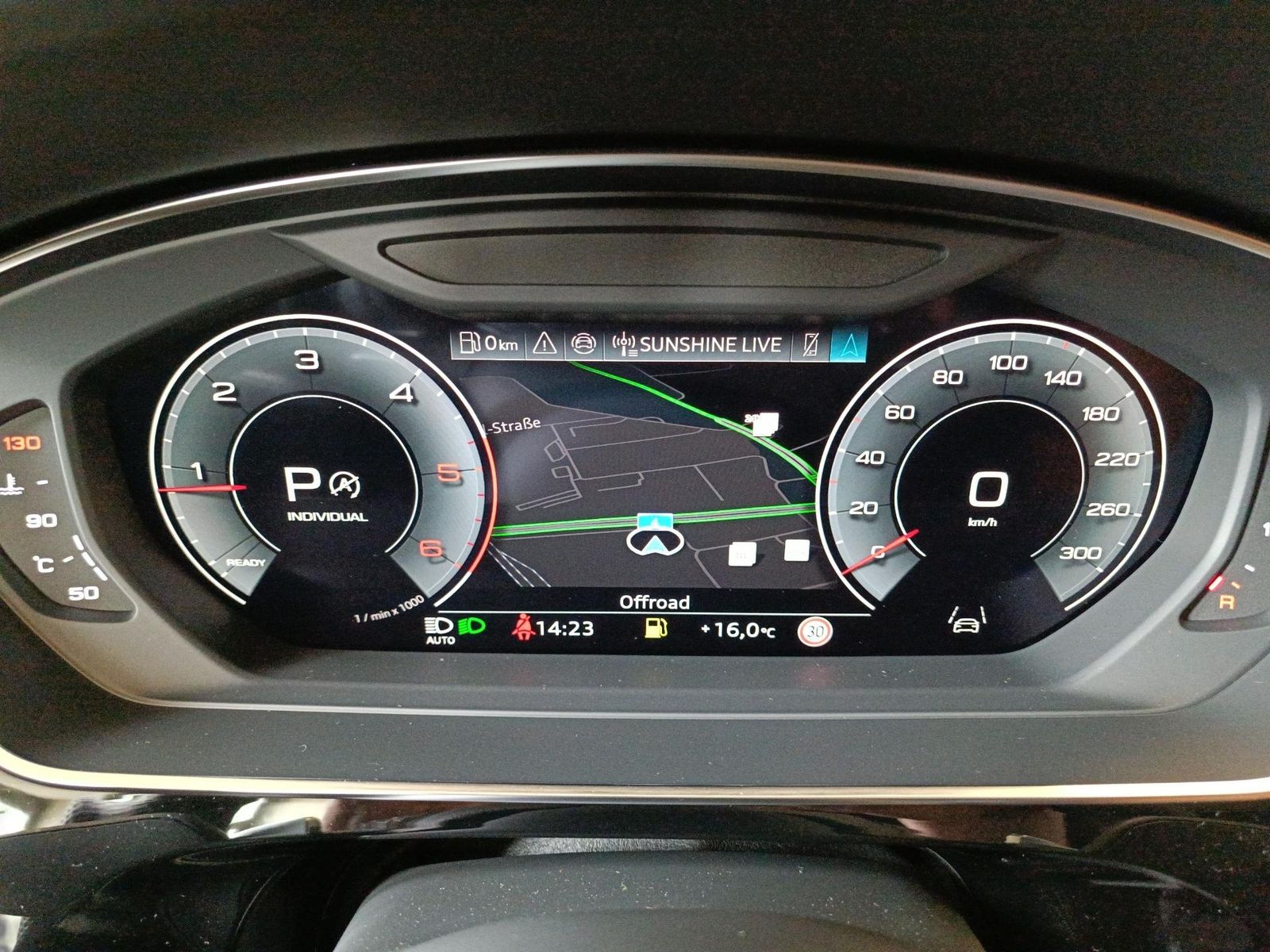 Audi A8 - Bild 12