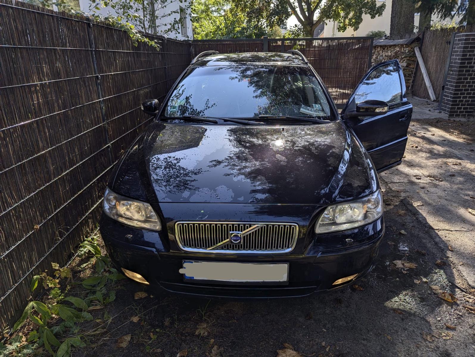 Volvo V70 2006 — двигун 2.400 cm³, 185 HP (136kW)