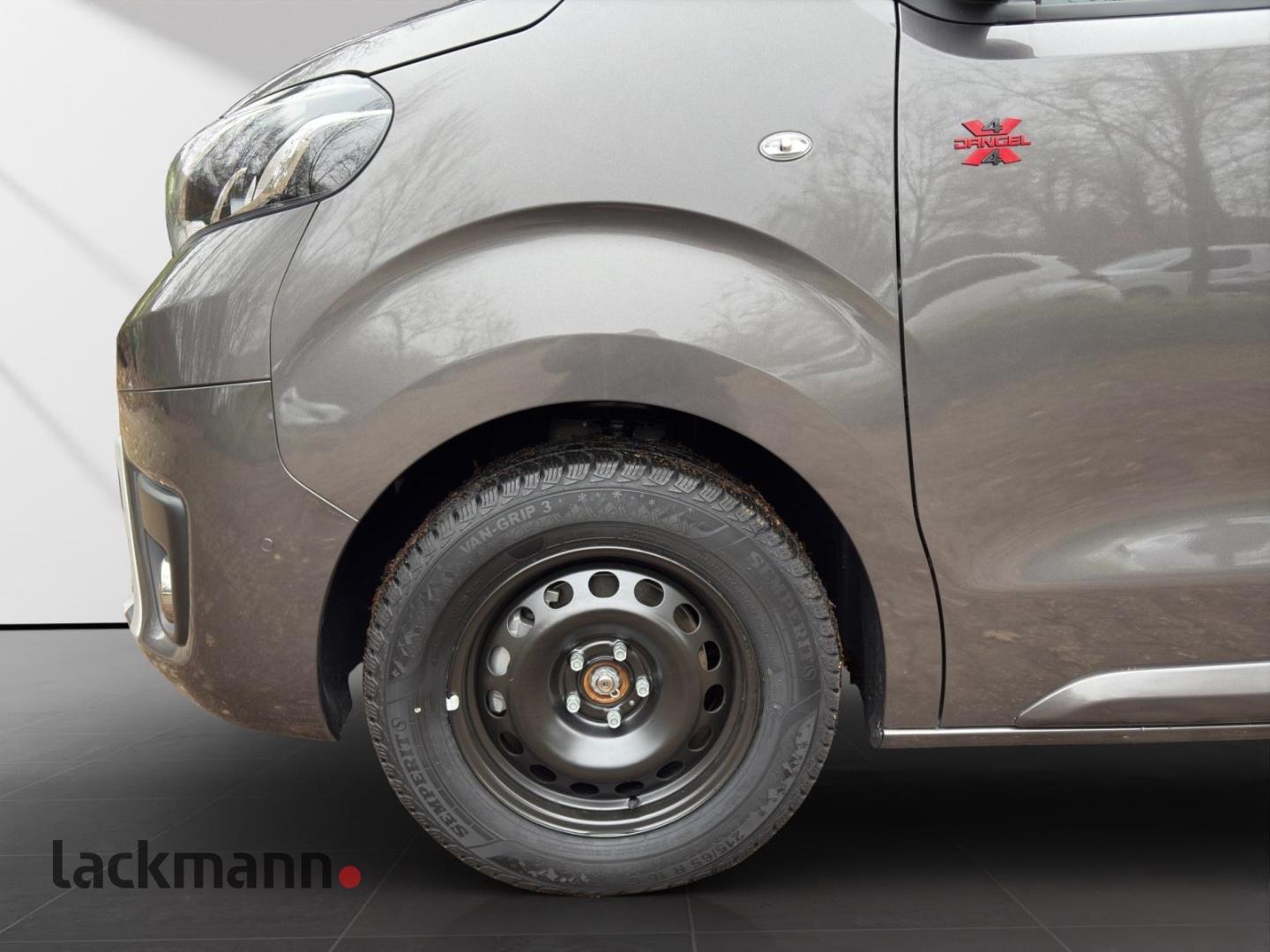 Toyota Proace 2.0 L2 4X4 Shuttle Comfort Verso 9 Sitzer