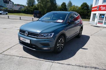 Volkswagen Tiguan - 2