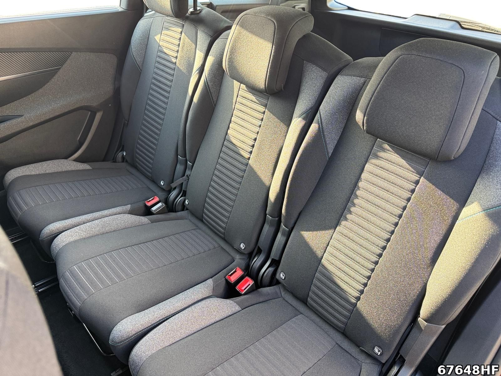 Fahrzeugabbildung Peugeot 5008 Active Pack