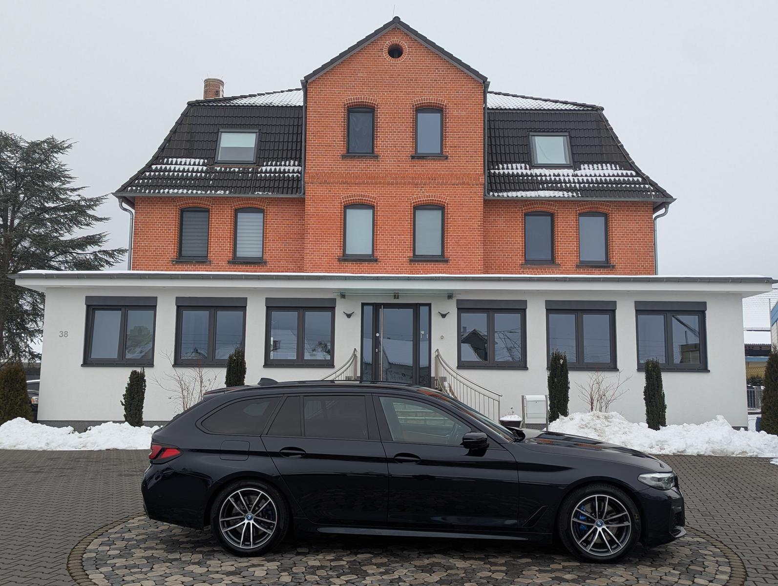 BMW 530 e xDrive M Sport Shadow Navi LiveC Vollleder