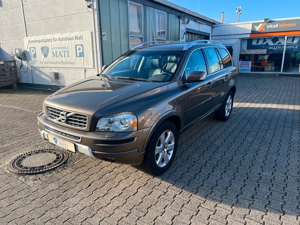 Volvo XC90 D4 Geartonic Momentum, viel investiert