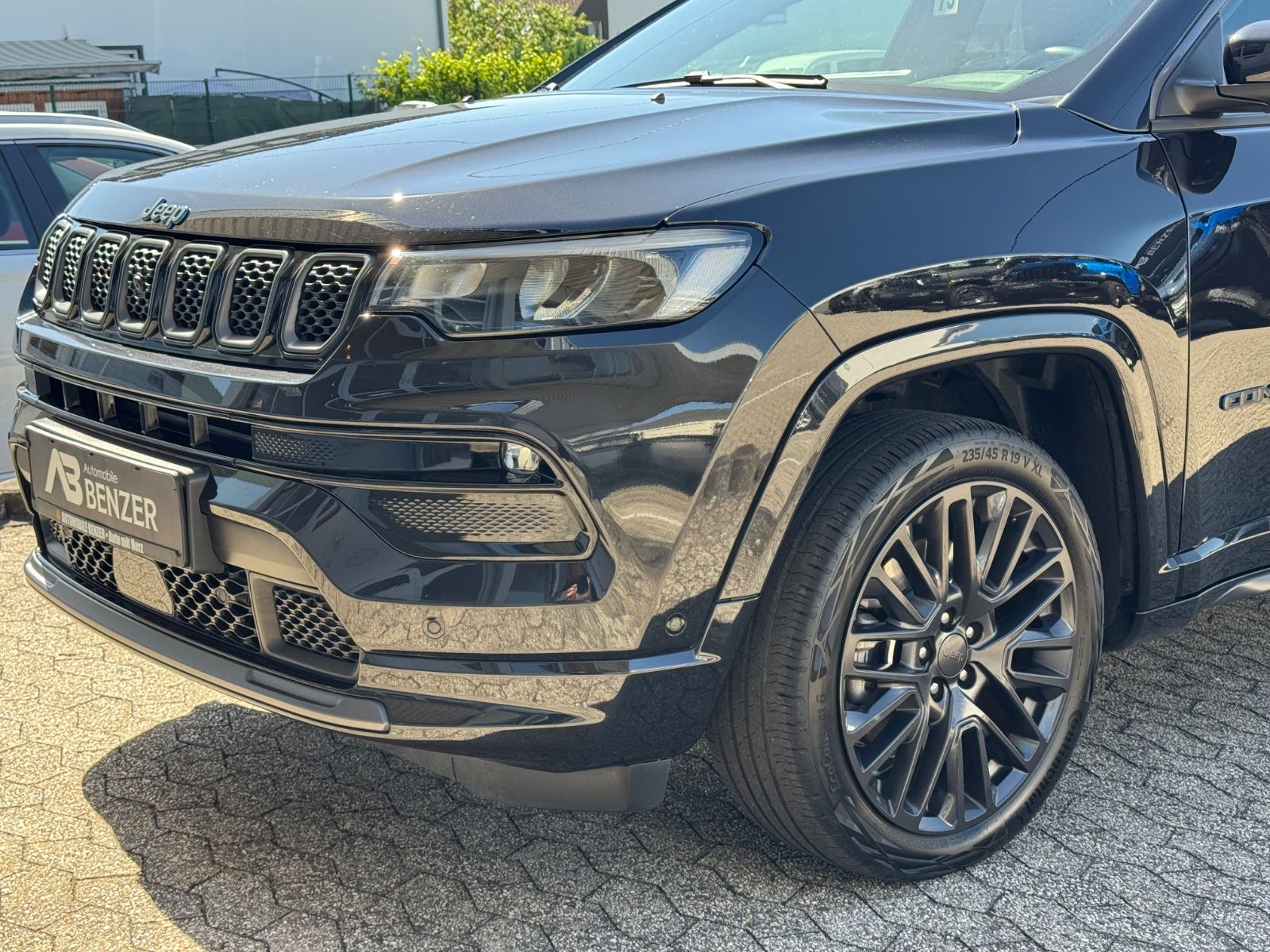 Fahrzeugabbildung Jeep Compass S Plug-In Hybrid 4WD/360°Cam/Leder/Pano/