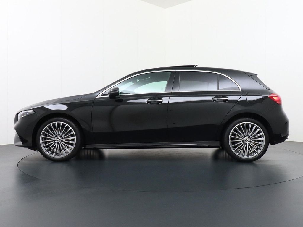 Mercedes-Benz A 250 e Star Edition AMG Line | Panorama - Schie