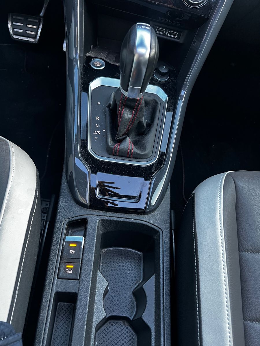 Volkswagen T-Roc 2.0 TDI DSG Sport Pano Kam foto 14
