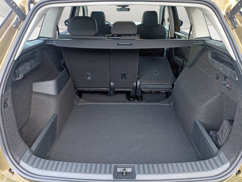 Fahrzeugabbildung SKODA Kodiaq 2.0 TDI 4x4 Selection DSG AHK+ACC+LED+NAV