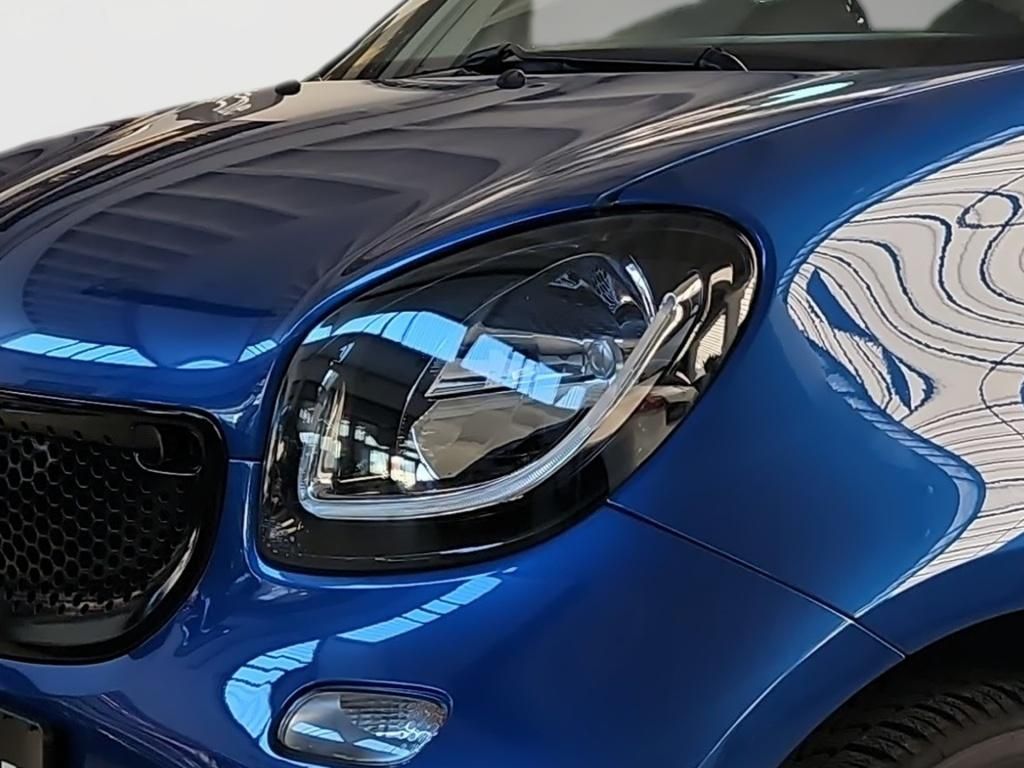 Fahrzeugabbildung Smart fortwo 52 kW twinamic KlimaA SHZ AUT LM LED PDC