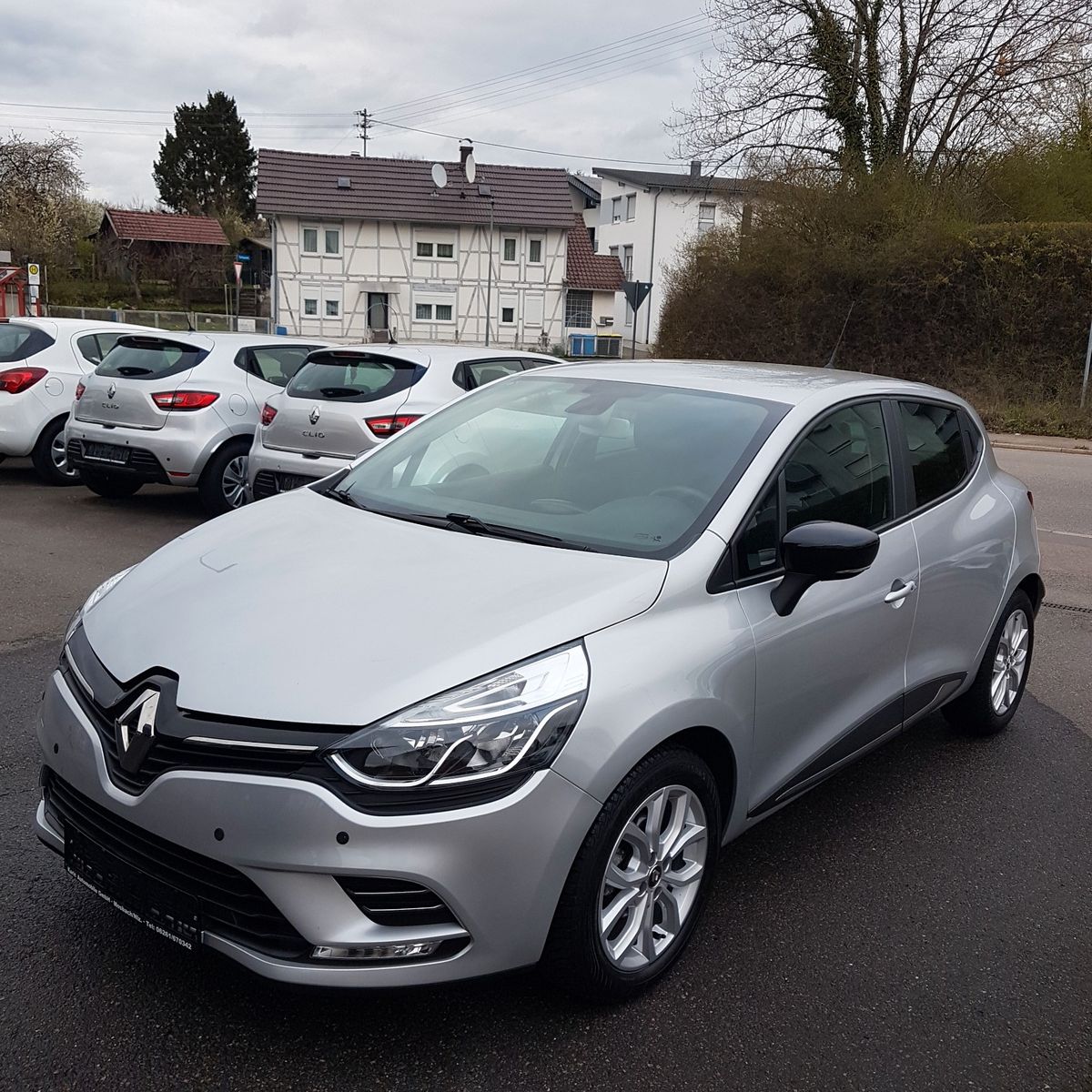 RENAULT Clio