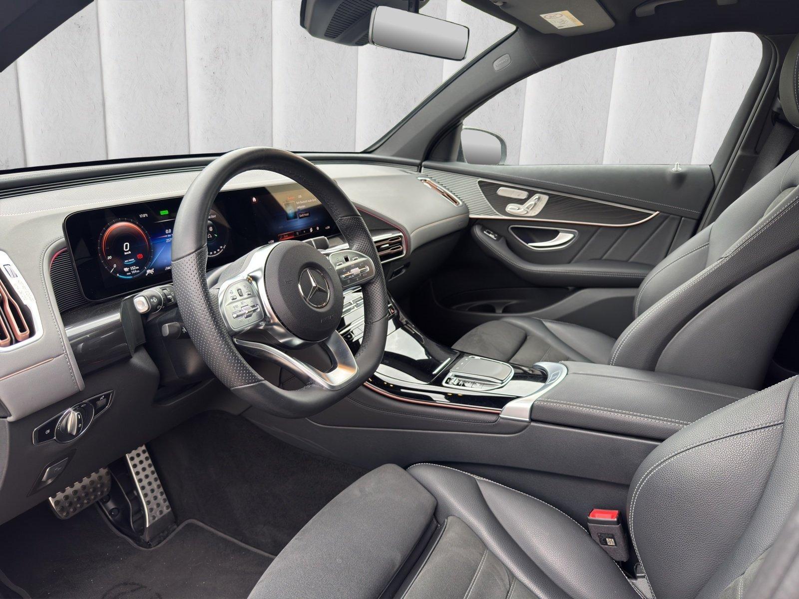 Mercedes-Benz EQC 400 4M AMG Schiebedach MULTIBEAM DISTRONIC