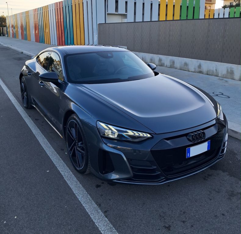 Image of Audi e-tron GT