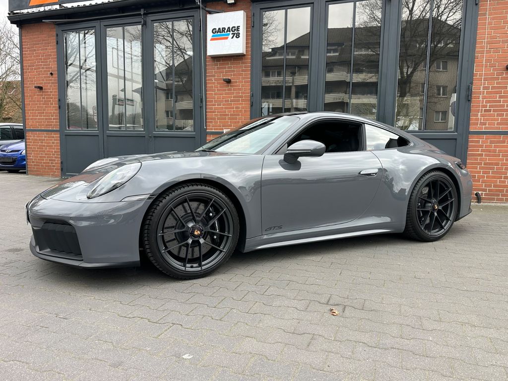 Porsche 992