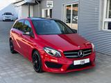 Mercedes-Benz B 180d**AMG PAKET*PANO*LEDER*FACELIFT** - Mercedes-Benz B 180 mit Diesel-Antrieb: Limousine, Automatik