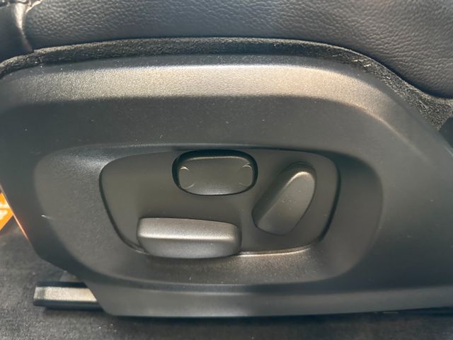 MYAUTOCENTER – Gebraucht- und Jahreswagen mit Werkstattservice in Pfaffenhofen Land Rover Range Rover Evoque Dynamic *Rückfahrkamera*
