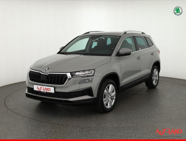 Skoda Karoq 1.5 TSI DSG LED ACC Navi Sitzheizung AHK