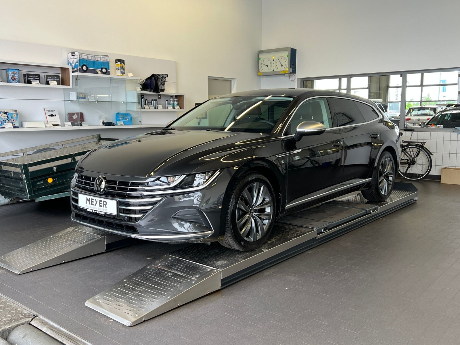 Fahrzeugabbildung Volkswagen Arteon Shooting Brake Elegance 2.0 TDI DSG *AHK,