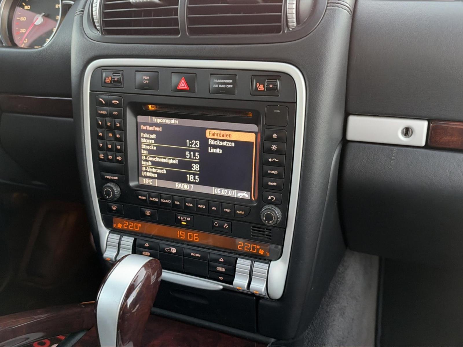 PORSCHE CAYENNE TURBO 4.5 V8 500CH - HISTORIQUE ENTRETIEN COMPLET - 140.000 KMS