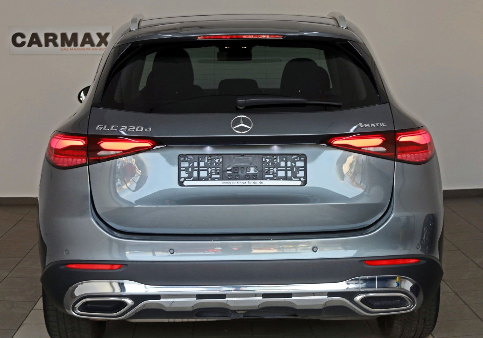 Fahrzeugabbildung Mercedes-Benz GLC 220d 4M Avantgarde,Leder,Navi,ACC,ParkPak+WR