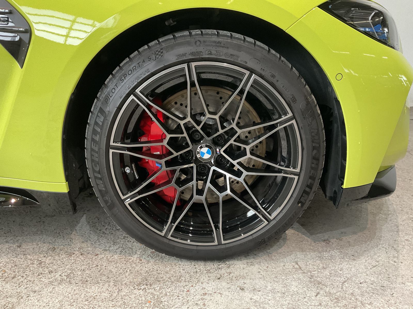 Fahrzeugabbildung BMW M3 Competition M xDrive Touring Harman Kardon