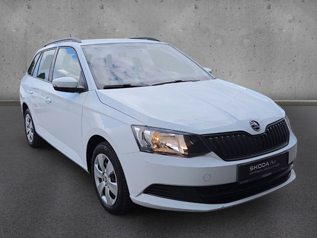 Fahrzeugabbildung SKODA Fabia Combi 1.0 MPI Cool Plus DABSoundpaket Klim