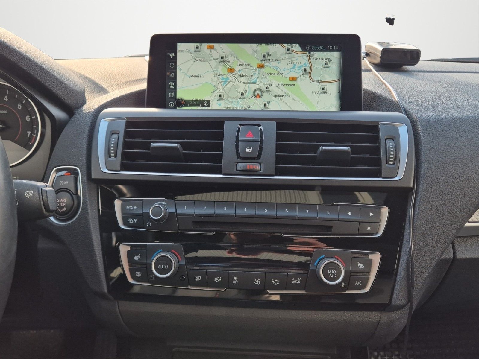 Fahrzeugabbildung BMW M140i XDRIVE LEDER PANO MEMORY H&K KAM 1.HD